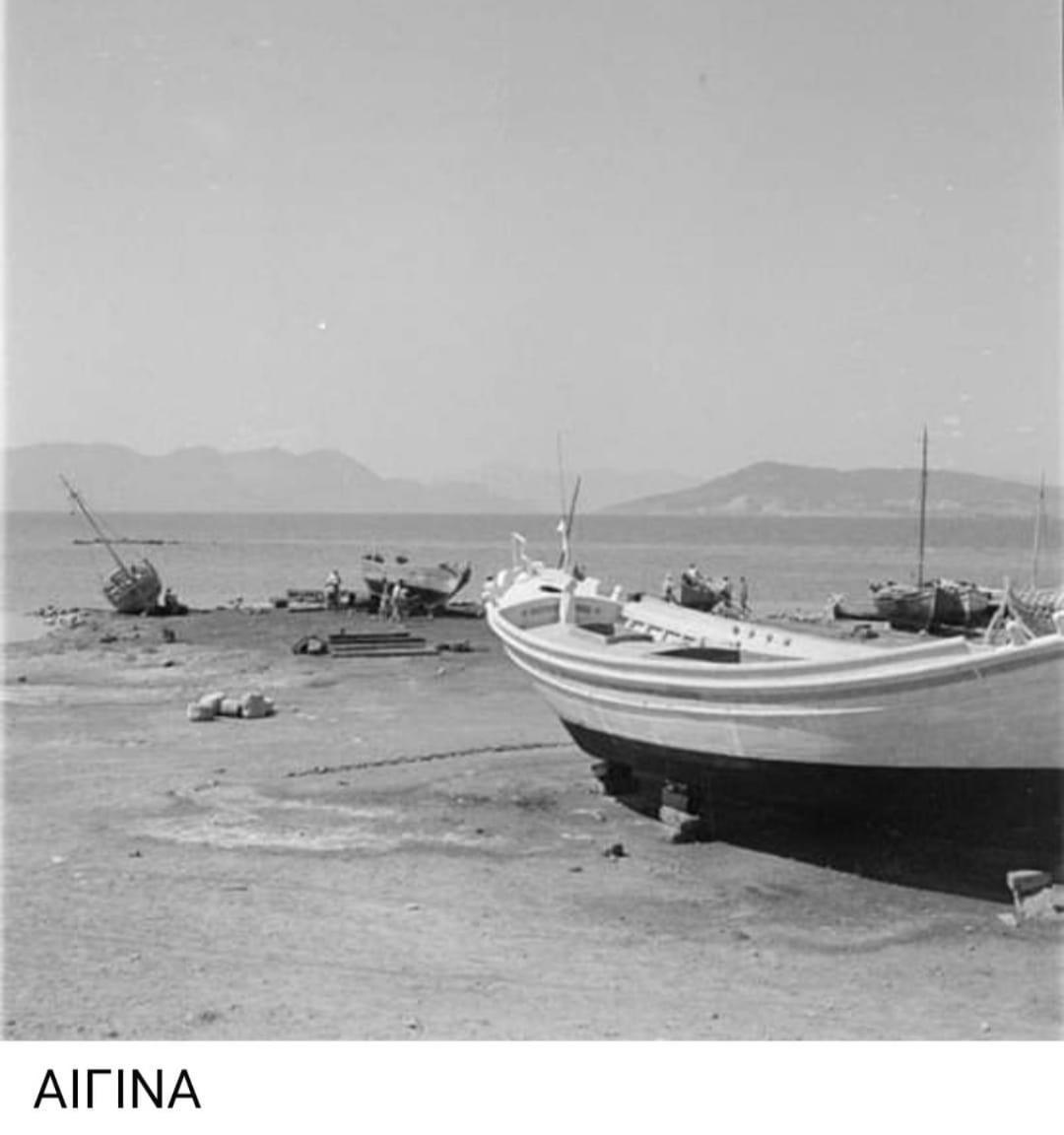 Central Suites Aegina 1 Esterno foto